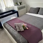 Paradise Solo Familias Διαμέρισμα