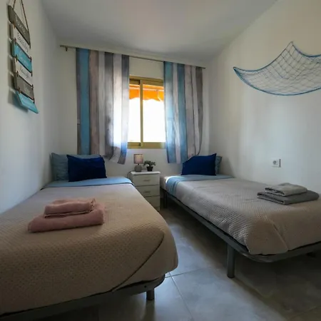 Paradise Solo Familias *