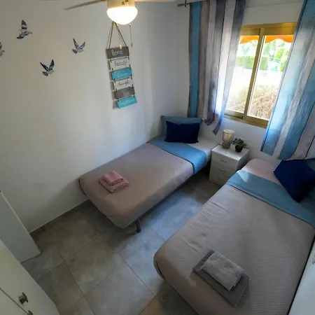 Paradise Solo Familias