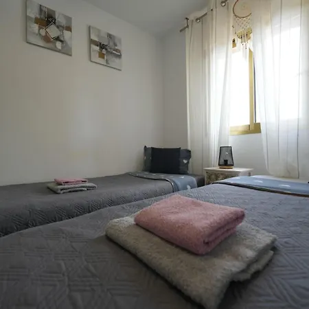 Paradise Solo Familias Apartament